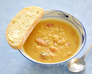 Hearty ham and lentil soup