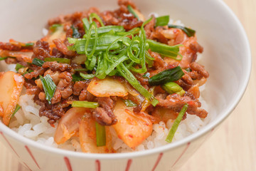 キムチ丼