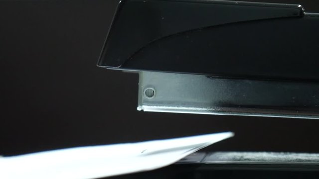 Hand stapling office equipment stapler with paper for business