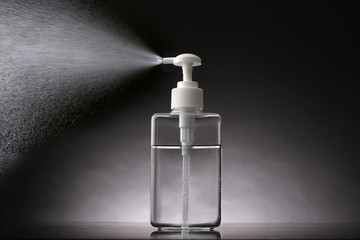 感染予防のマスクと手袋と消毒