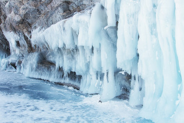 ледяные набрызги на Байкале