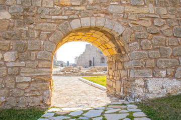 Fototapeta na wymiar Kilitbahir Castle is a castle across the city, west of Canakkale. Castle Inner Passage 