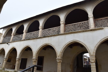 Fototapeta na wymiar Klasztor Krzyża Świętego w Omodos Cypr