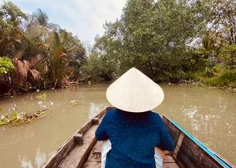 Foto op Canvas Frau am Mekongdelta, Vietnam © Michaela Begsteiger
