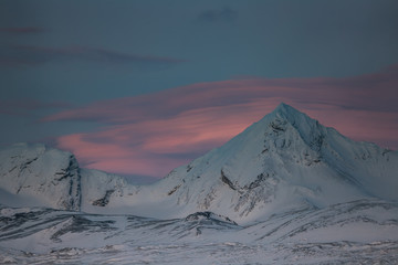 Arktyczne krajobrazy na południowym Spitsbergenie © blackspeed