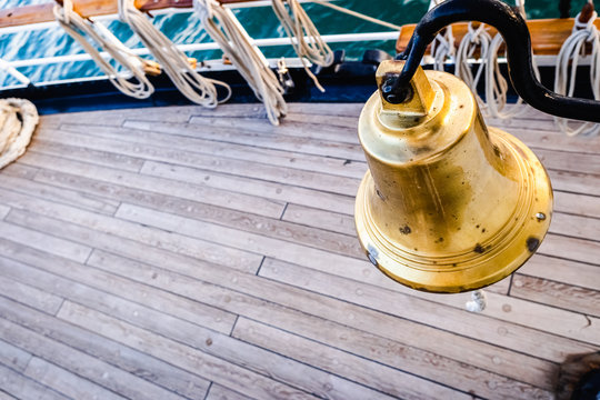 鉄環絞首刑 画像 参照 1,574 Stock 写真、ベクターおよびビデオ Adobe Stock