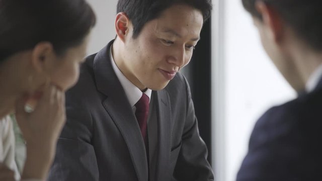ビジネスイメージ　会議