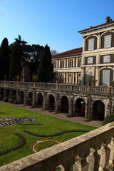 Obraz premium Stresa ( Verbano-Cusio-Ossola ), Italy - June 15, 2017: The Isola Bella garden, Maggiore lake, Stresa, Piedmont, Italy