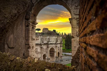 Papier Peint photo autocollant Rome Arch of Constantine and the Colosseum at sunset, Rome. Italy