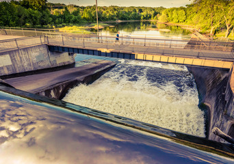 River Dam 4/6