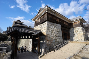 松山城・筒井門。坂の上の雲。松山城は日本の12の現存天守閣の1つ。愛媛県松山市の観光地。