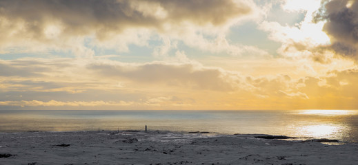 Fototapeta premium zachód słońca na plaży Islandia