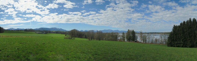 Fototapeta na wymiar Panorama vom Simssee