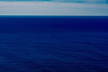 Obraz premium panorama of the cliffs and roads of California on the Pacific coast