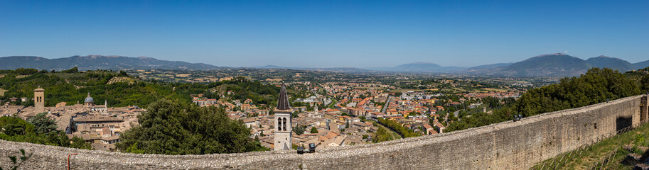 Fototapeta na wymiar Landscape of the city of Spoleto, in Umbria (Italy)