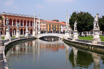Fototapeta na wymiar Prato della Valle Square in Padua / Italy 