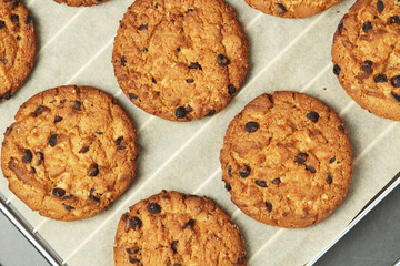 Fresh-baked cookies ready in the table