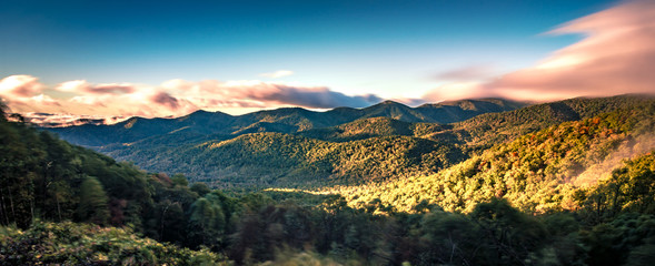 morning sunrise ove blue ridge parkway mountains - obrazy, fototapety, plakaty