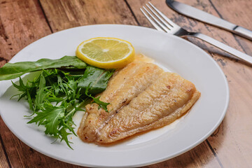 白身魚のムニエル