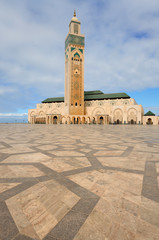 Obraz premium Patterned marble plaza at the Hassan II Mosque in Casablanca Morocco