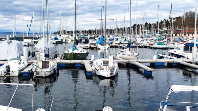 Timelapse du port de Thonon au printemps, France