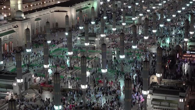 Muslims visit crowded Prophet's Mosque in Medina, religion and traditional culture in Saudi Arabia