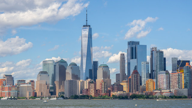 freedom tower new york skyline