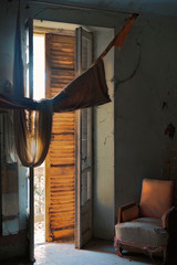 Naklejka na ściany i meble Soggiorno Urbex Casa degil Specchi Poltrona su Finiestra