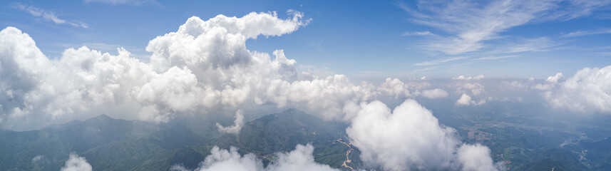 Obraz premium Wind power generation on the mountain