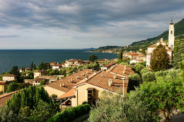 Obraz premium Beautiful landscape of Gargnano small town in Garda Lake at Italy