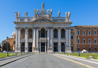 Fototapeta na wymiar Rome, Italy - following the coronavirus outbreak, the italian Government has decided for a massive curfew. Now, even cities like Rome look like ghost towns. Here in particular the S. Giovanni Basilica