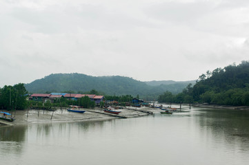Fototapeta na wymiar View on the Sungai Tabo, Sarawak, Malaysia 