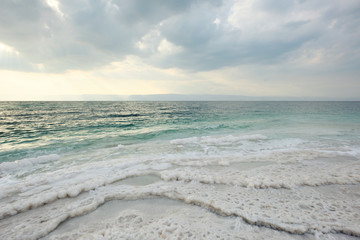 Fototapeta na wymiar Coastline of the Dead Sea