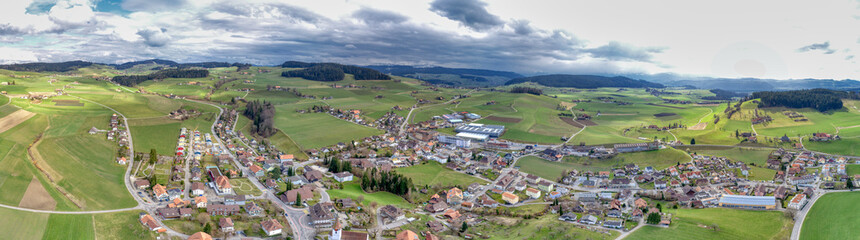 Fototapeta na wymiar Stadtpanorama von Biglen, Bern, Schweiz