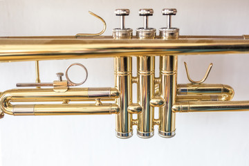 Wind musical instrument brass trumpet with pump screws
