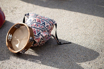 Tambourine and backpack - 330379307