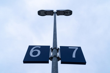 Street light with numbered plates