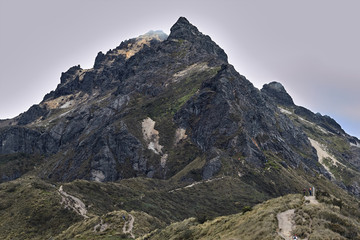 Fototapeta na wymiar El Macizo de los Pichinchas son un conjunto de cerros y volcanes de Ecuador, situado en la capital del país, Quito. Pertecen a la Cordillera Occidental de los Andes Ecuatorianos. Sus principales volca