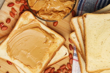 Sandwiches with peanut butter and peanut