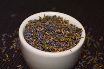 Травяные чаи с розой ,ромашкой,липой,тимьяном,лавандой.