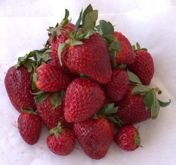 Strawberries, beautiful strawberries, with wonderful taste and sweetness, from the Greek field . organic .