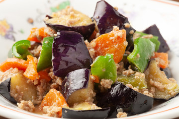 なすの肉味噌炒め