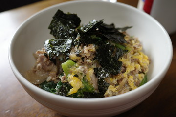 日本の美味しい他人丼