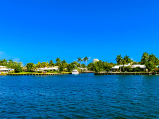 Fototapeta na wymiar Luxury mansion in exclusive part of Fort Lauderdale