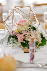 Flower decoration for wedding table and other ceremony