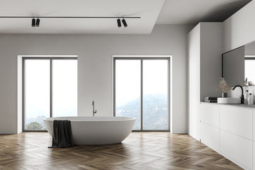 Fototapeta na wymiar Luxury white loft bathroom interior design