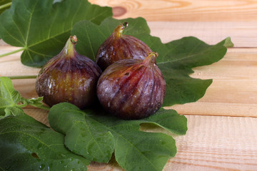 Figs on table