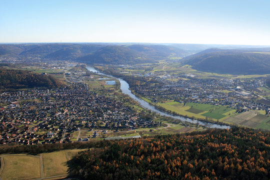 Luftbild von Großheubach und Kleinheubach am Main bei Miltenberg