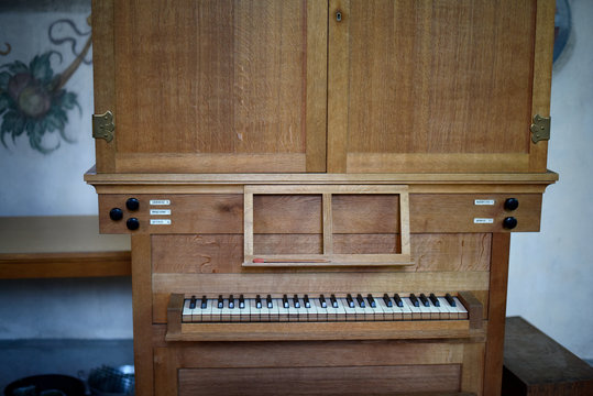 orgue dans une &eacute;glise