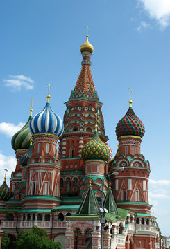 Cath&eacute;drale Saint-Basile sur la place rouge de Moscou
